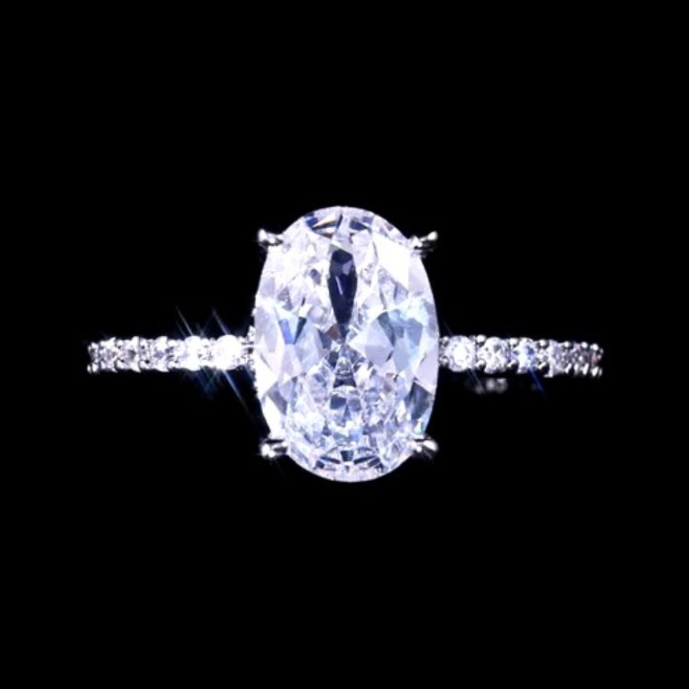 π Stunning 2.50ctw Oval Diamond Engagement / Promise Ring 18k White Gold π - Picture 4 of 6